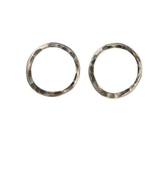 SETA oxidized stud earrings